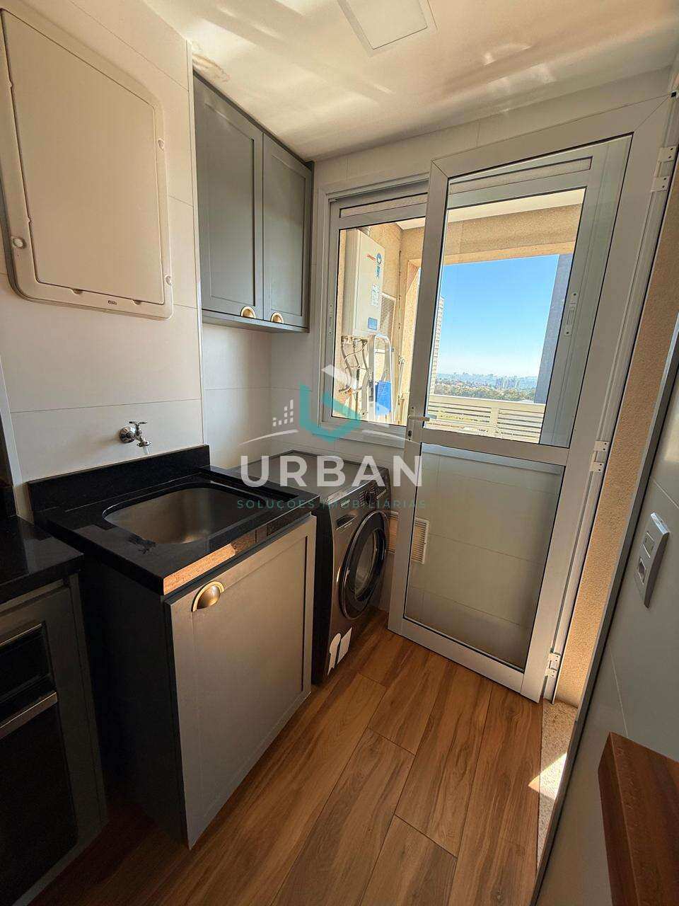 Apartamento à venda com 2 quartos, 92m² - Quinta da Primavera,