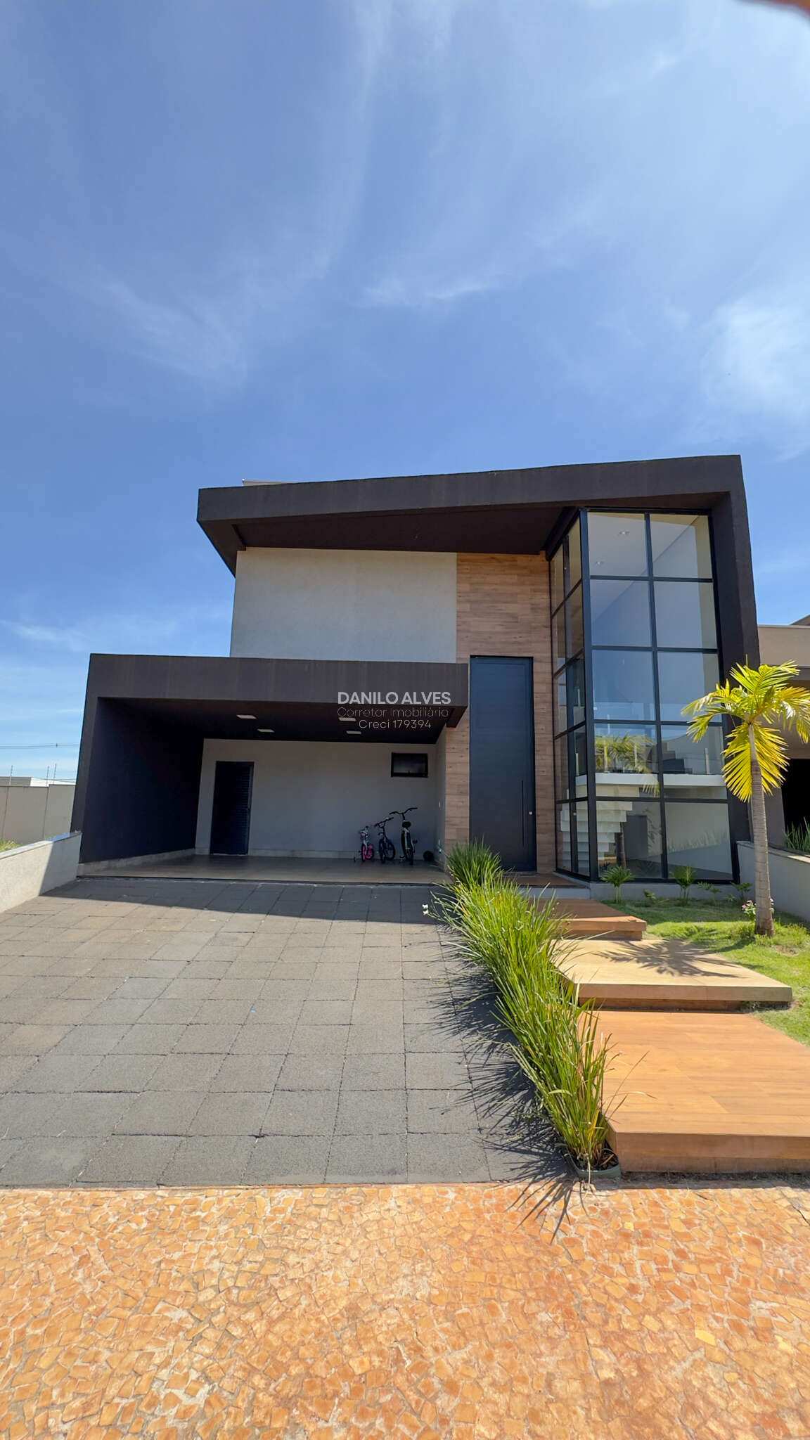 Casa de condomínio à venda com 4 quartos, 226m² - ,